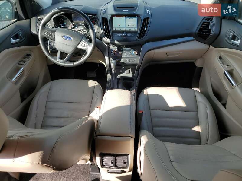 Позашляховик / Кросовер Ford Escape 2017 в Харкові