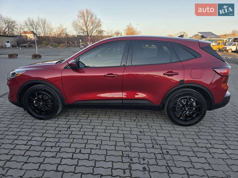 Позашляховик / Кросовер Ford Escape 2020 в Коломиї