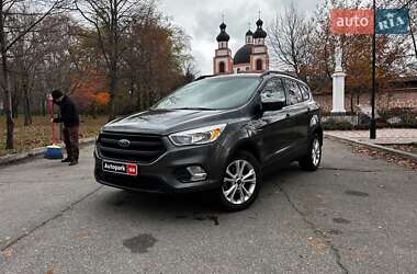 Внедорожник / Кроссовер Ford Escape 2018 в Запорожье