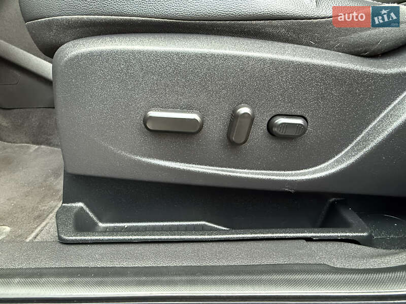 Внедорожник / Кроссовер Ford Escape 2018 в Дрогобыче фото 52 Внедорожник / Кроссовер Ford Escape 2018 в Дрогобыче