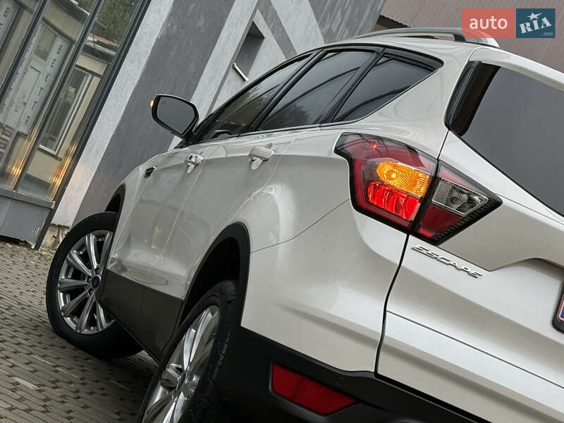 Позашляховик / Кросовер Ford Escape 2017 в Дрогобичі фото 29 Позашляховик / Кросовер Ford Escape 2017 в Дрогобичі