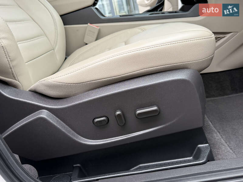 Позашляховик / Кросовер Ford Escape 2017 в Дрогобичі фото 61 Позашляховик / Кросовер Ford Escape 2017 в Дрогобичі