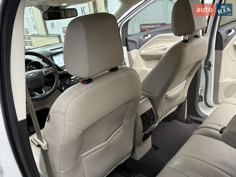 Позашляховик / Кросовер Ford Escape 2017 в Дрогобичі фото 75 Позашляховик / Кросовер Ford Escape 2017 в Дрогобичі