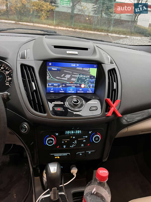 Позашляховик / Кросовер Ford Escape 2016 в Києві