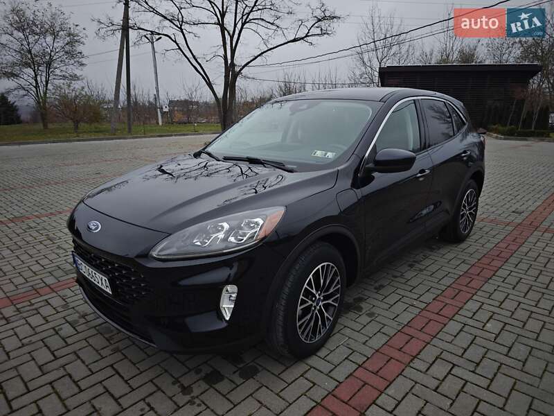 Внедорожник / Кроссовер Ford Escape 2021 в Золочеве