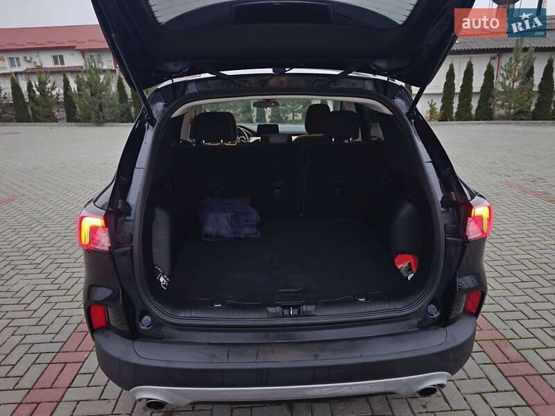 Внедорожник / Кроссовер Ford Escape 2021 в Золочеве