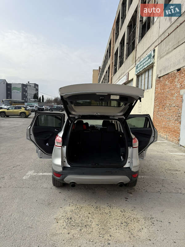Внедорожник / Кроссовер Ford Escape 2013 в Тернополе