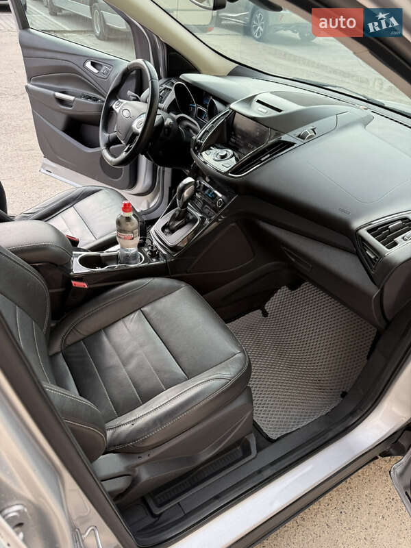 Внедорожник / Кроссовер Ford Escape 2013 в Тернополе