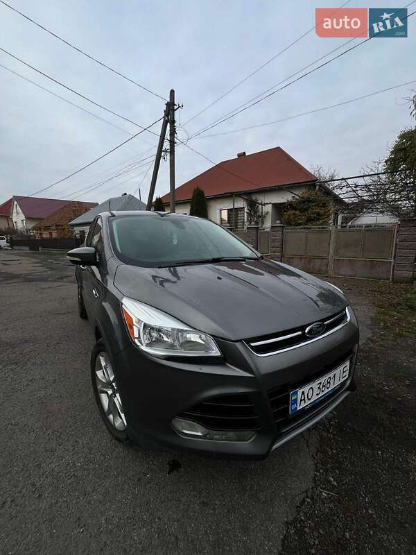 Внедорожник / Кроссовер Ford Escape 2013 в Иршаве