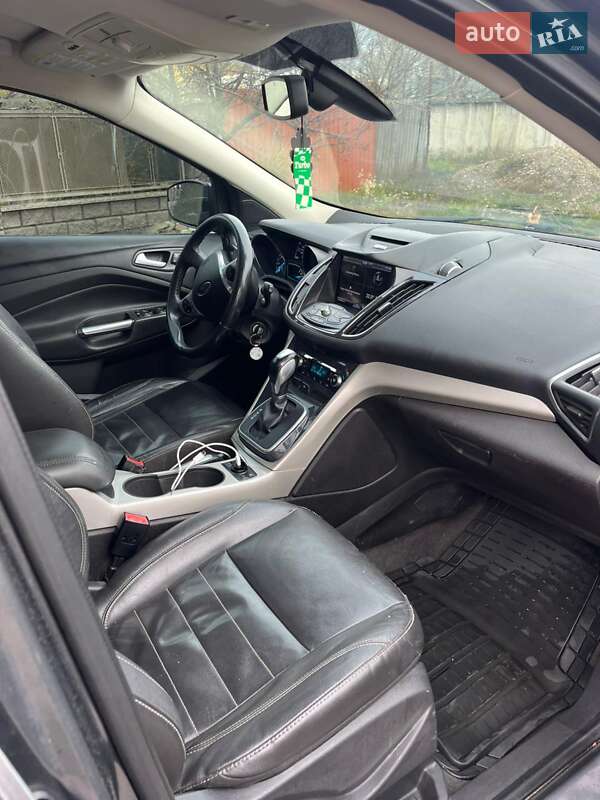 Внедорожник / Кроссовер Ford Escape 2013 в Иршаве