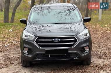 Внедорожник / Кроссовер Ford Escape 2018 в Кропивницком