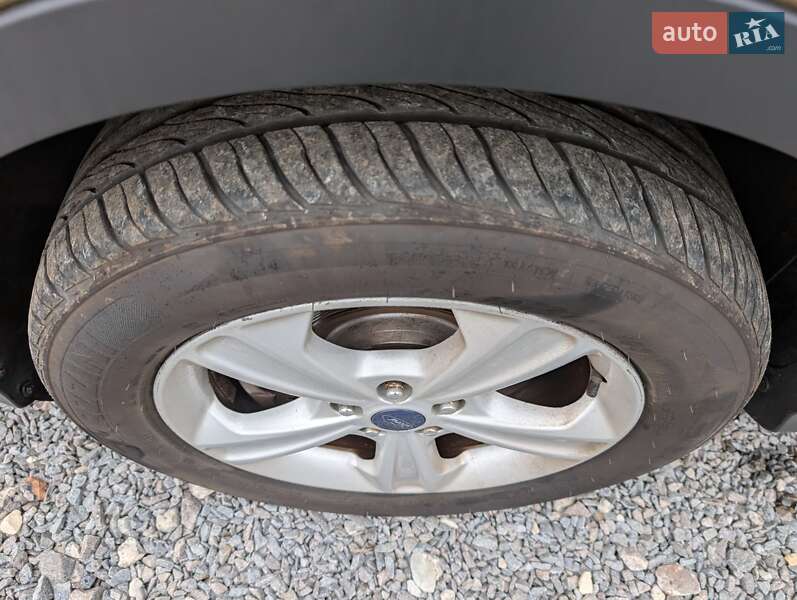 Позашляховик / Кросовер Ford Escape 2014 в Рівному фото 22 Позашляховик / Кросовер Ford Escape 2014 в Рівному