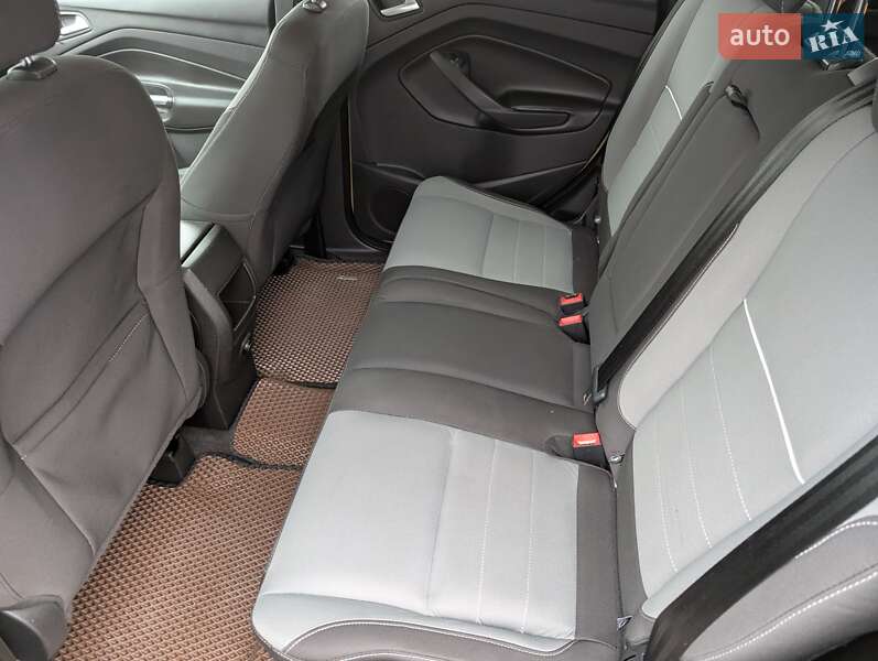 Позашляховик / Кросовер Ford Escape 2014 в Рівному фото 31 Позашляховик / Кросовер Ford Escape 2014 в Рівному