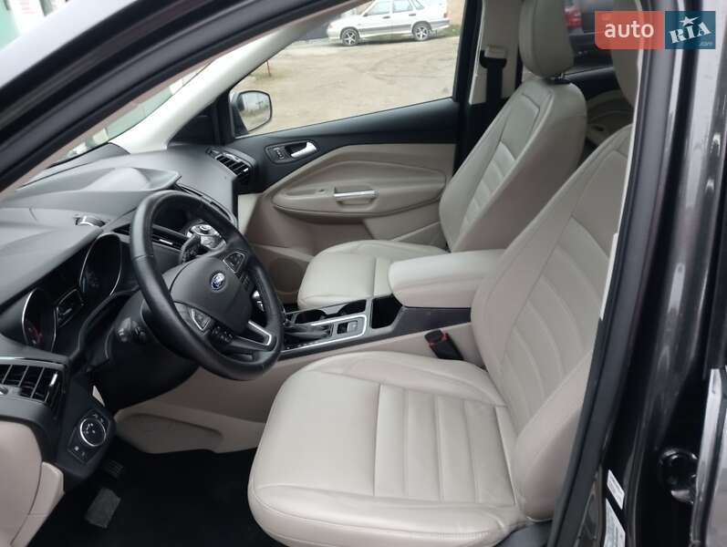 Позашляховик / Кросовер Ford Escape 2019 в Івано-Франківську