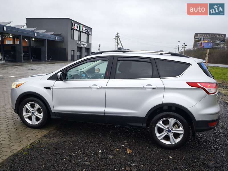 Внедорожник / Кроссовер Ford Escape 2013 в Луцке
