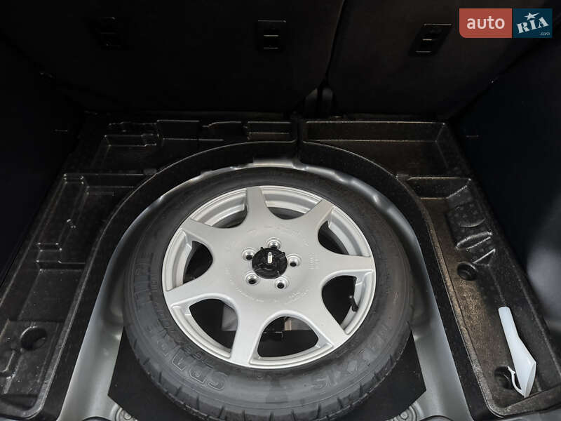 Позашляховик / Кросовер Ford Escape 2020 в Івано-Франківську