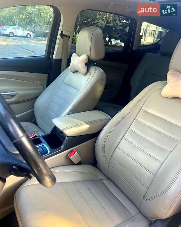 Позашляховик / Кросовер Ford Escape 2016 в Вінниці