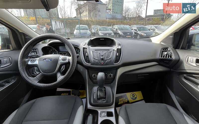 Внедорожник / Кроссовер Ford Escape 2014 в Стрые