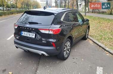 Внедорожник / Кроссовер Ford Escape 2020 в Ивано-Франковске
