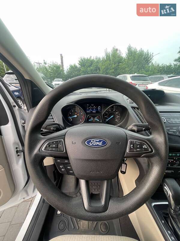 Позашляховик / Кросовер Ford Escape 2018 в Львові фото 12 Позашляховик / Кросовер Ford Escape 2018 в Львові