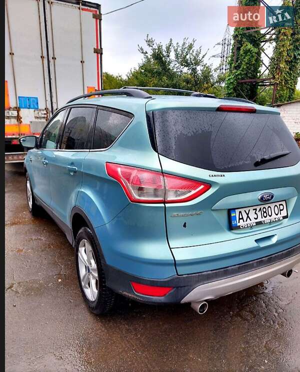 Внедорожник / Кроссовер Ford Escape 2013 в Харькове