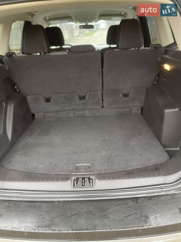 Позашляховик / Кросовер Ford Escape 2017 в Івано-Франківську