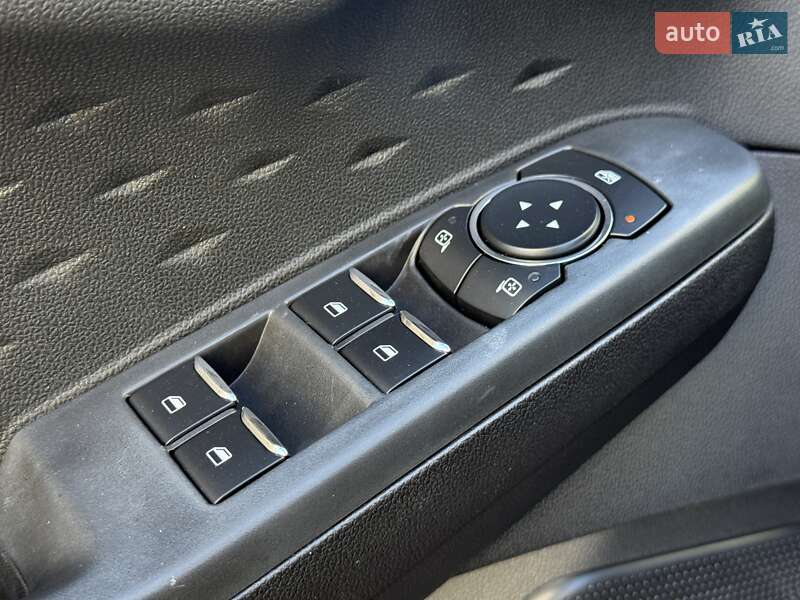 Внедорожник / Кроссовер Ford Escape 2019 в Ивано-Франковске фото 25 Внедорожник / Кроссовер Ford Escape 2019 в Ивано-Франковске