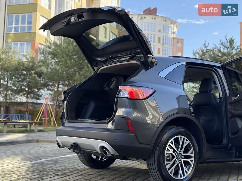 Внедорожник / Кроссовер Ford Escape 2019 в Ивано-Франковске фото 85 Внедорожник / Кроссовер Ford Escape 2019 в Ивано-Франковске