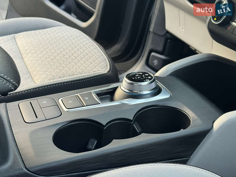 Внедорожник / Кроссовер Ford Escape 2023 в Днепре фото 35 Внедорожник / Кроссовер Ford Escape 2023 в Днепре