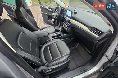 Внедорожник / Кроссовер Ford Escape 2021 в Каменском