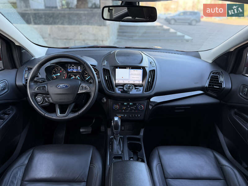 Внедорожник / Кроссовер Ford Escape 2019 в Ровно