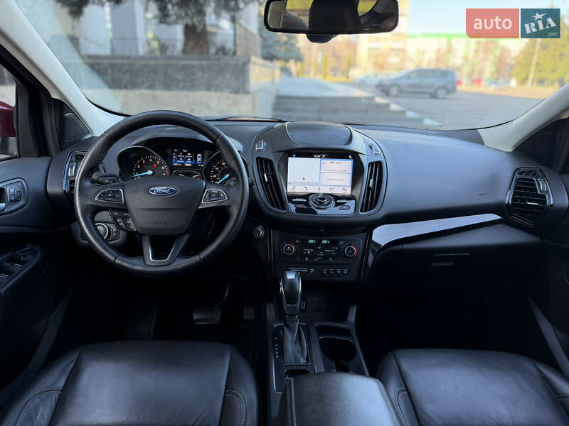 Внедорожник / Кроссовер Ford Escape 2019 в Ровно