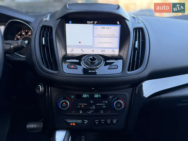 Внедорожник / Кроссовер Ford Escape 2019 в Ровно