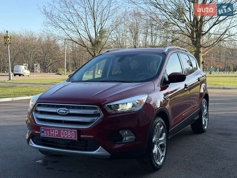 Внедорожник / Кроссовер Ford Escape 2019 в Ровно