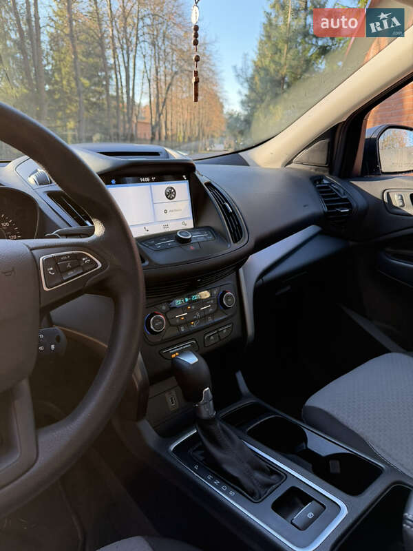 Внедорожник / Кроссовер Ford Escape 2016 в Львове фото 10 Внедорожник / Кроссовер Ford Escape 2016 в Львове