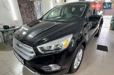 Внедорожник / Кроссовер Ford Escape 2017 в Днепре