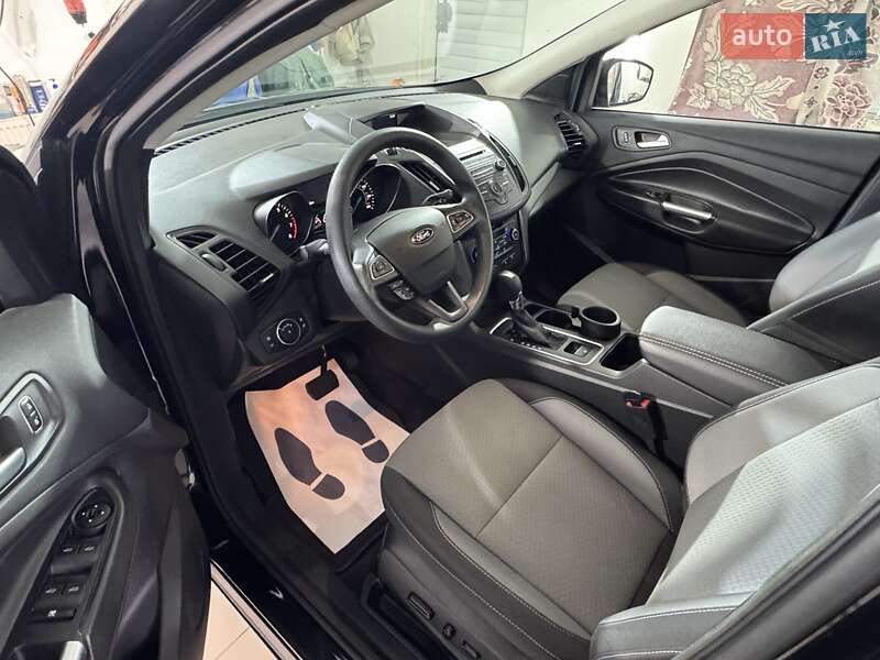 Внедорожник / Кроссовер Ford Escape 2017 в Днепре фото 7 Внедорожник / Кроссовер Ford Escape 2017 в Днепре