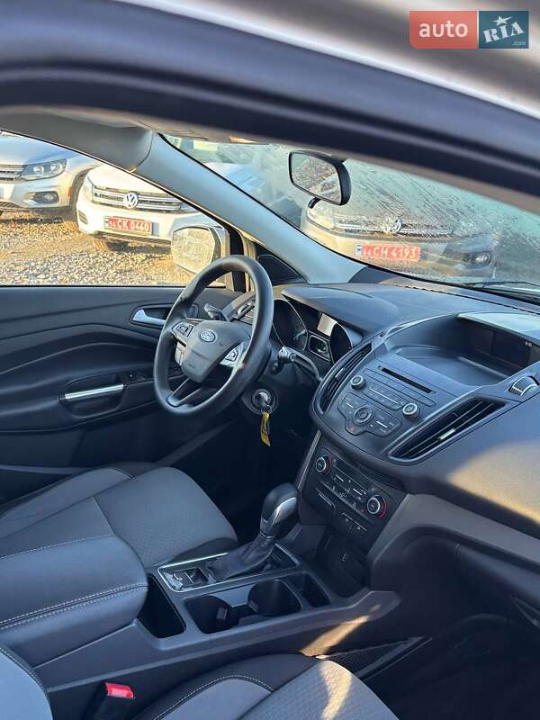 Позашляховик / Кросовер Ford Escape 2018 в Львові