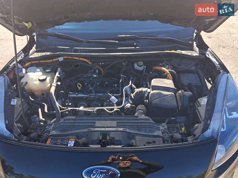 Внедорожник / Кроссовер Ford Escape 2020 в Тернополе