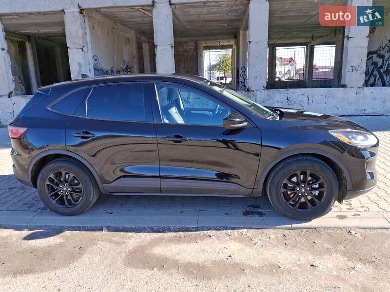 Внедорожник / Кроссовер Ford Escape 2020 в Тернополе