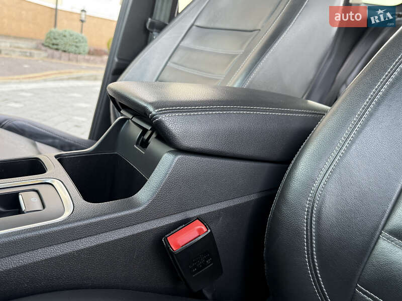 Позашляховик / Кросовер Ford Escape 2017 в Дрогобичі