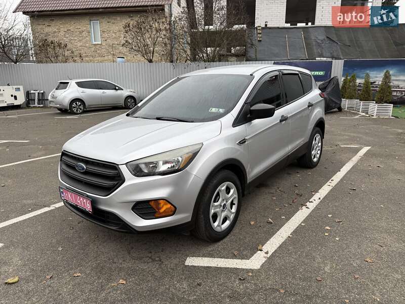 Внедорожник / Кроссовер Ford Escape 2019 в Киеве