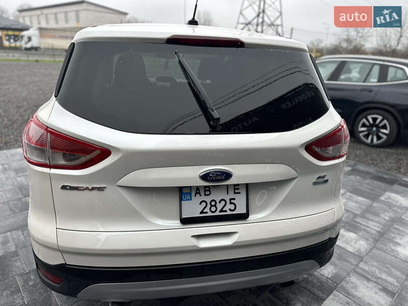 Внедорожник / Кроссовер Ford Escape 2015 в Виннице