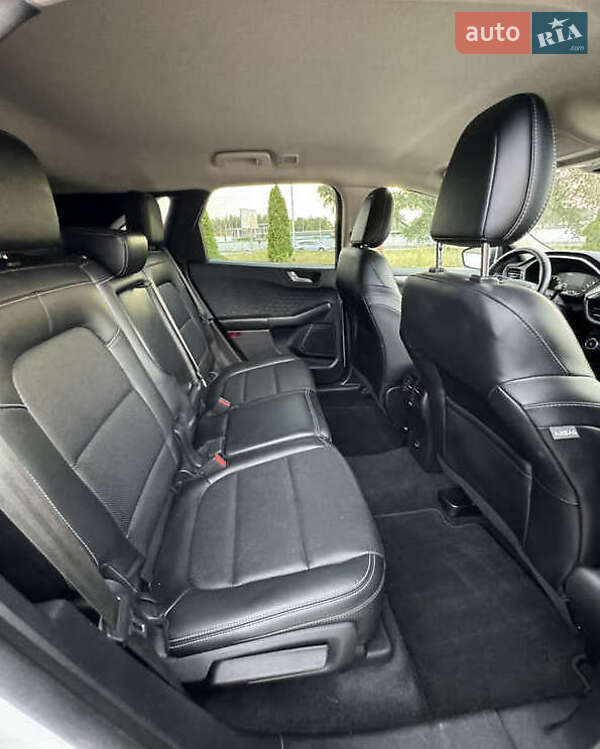 Внедорожник / Кроссовер Ford Escape 2020 в Одессе