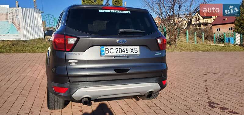 Внедорожник / Кроссовер Ford Escape 2019 в Трускавце