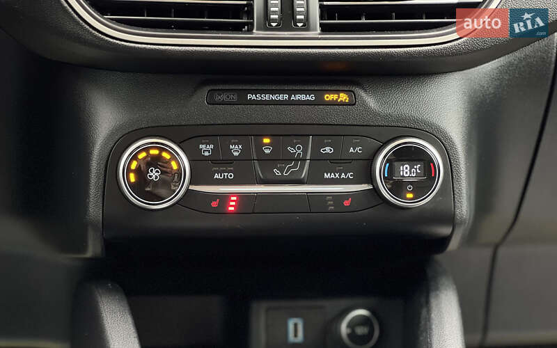 Внедорожник / Кроссовер Ford Escape 2020 в Львове