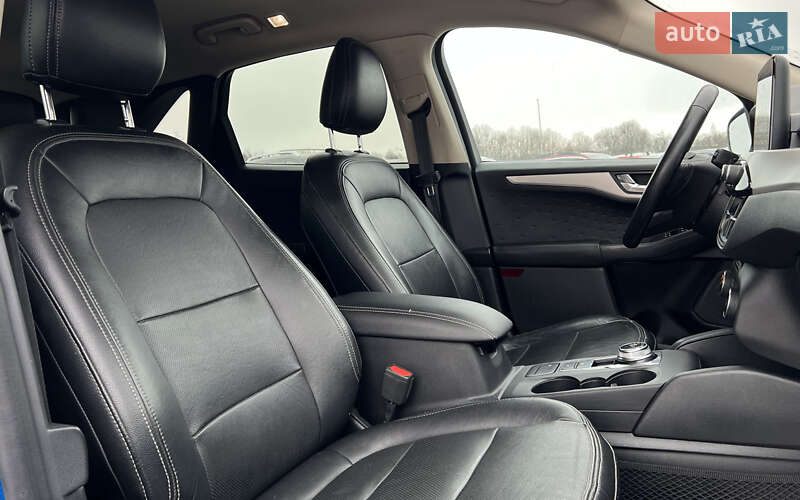 Внедорожник / Кроссовер Ford Escape 2020 в Львове