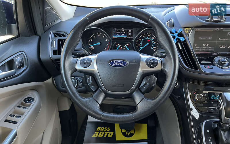 Внедорожник / Кроссовер Ford Escape 2013 в Стрые