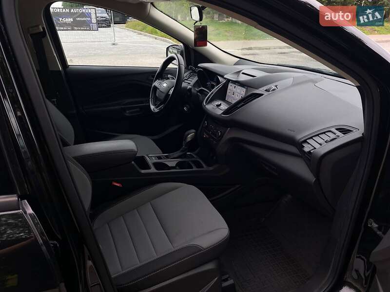 Внедорожник / Кроссовер Ford Escape 2019 в Киеве фото 16 Внедорожник / Кроссовер Ford Escape 2019 в Киеве