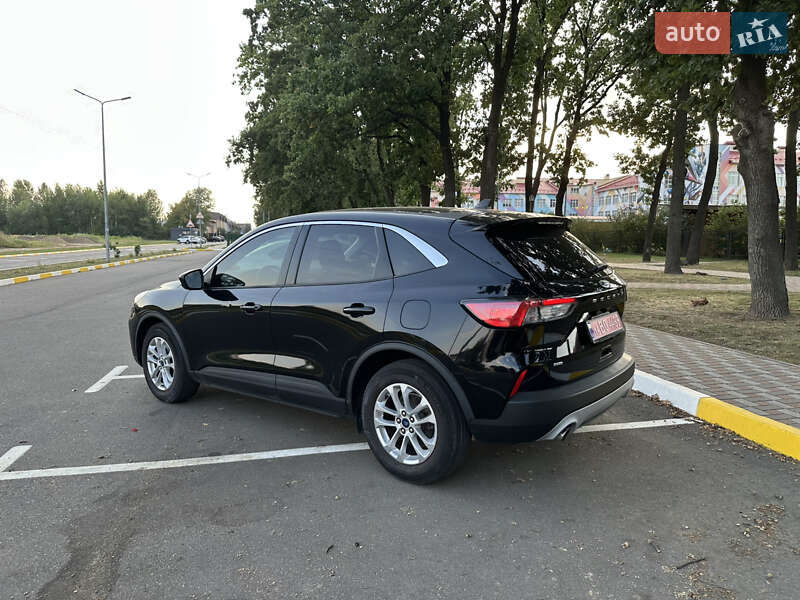 Позашляховик / Кросовер Ford Escape 2021 в Києві
